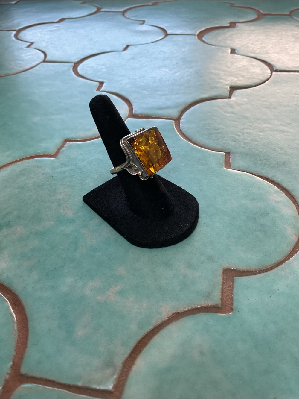 LARGE AMBER RING - Picture 2 of 14